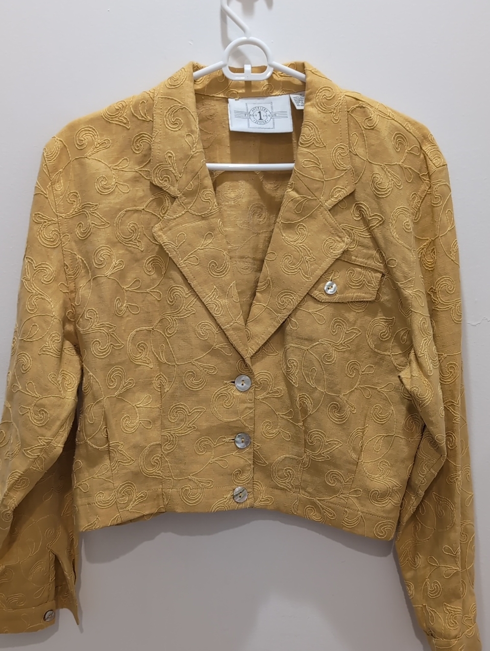 Vintage  Women's Embroidered 100% Linen Light Cropped Blazer Sz 6